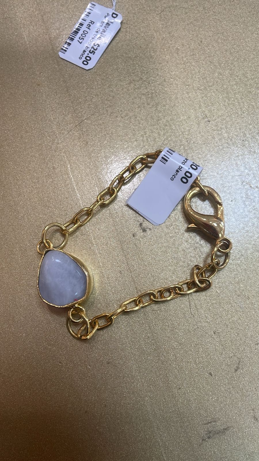 Pulsera con dije de cuarzo blanco