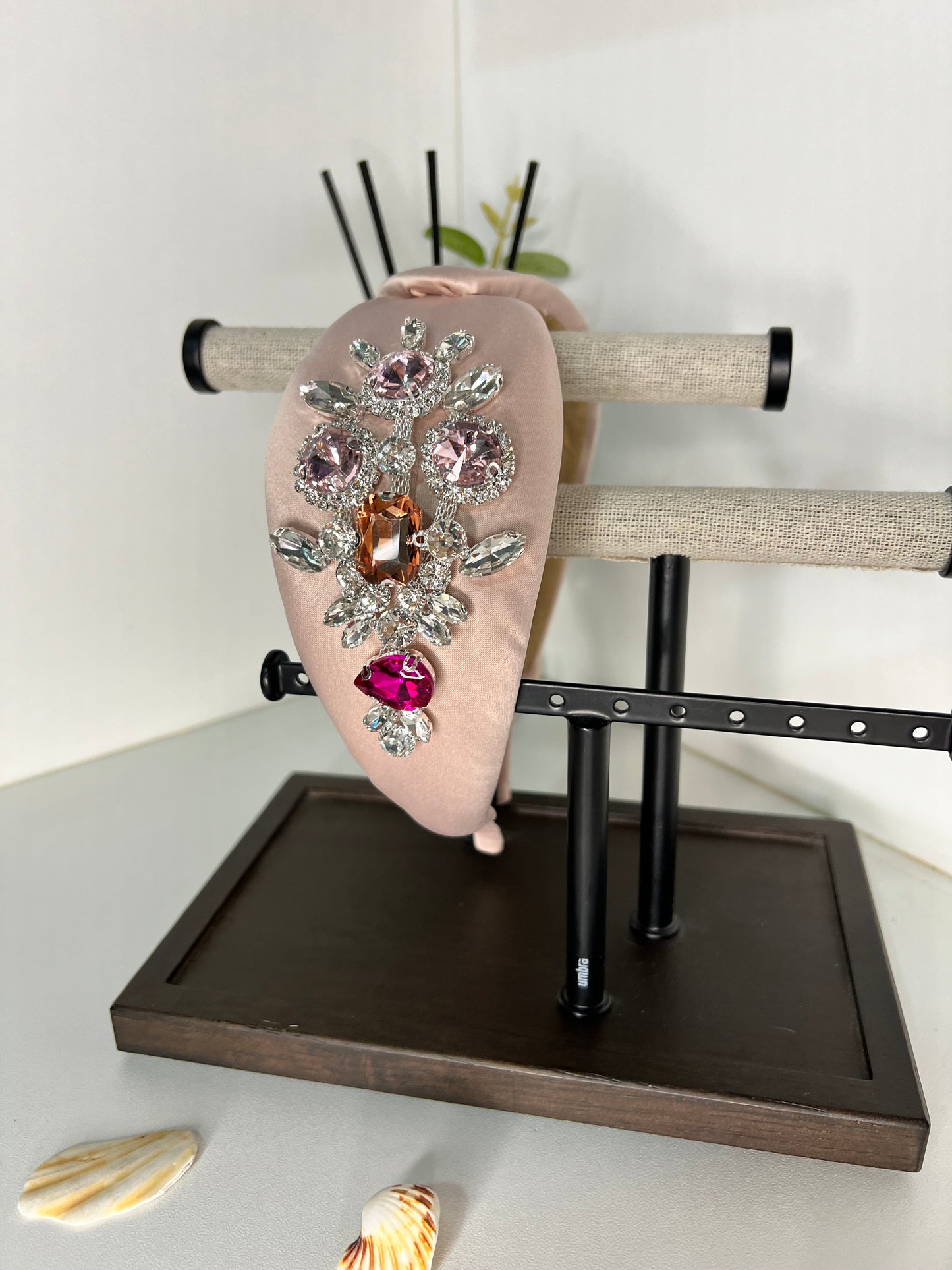 Diadema con diseño de Gema rosada 03804