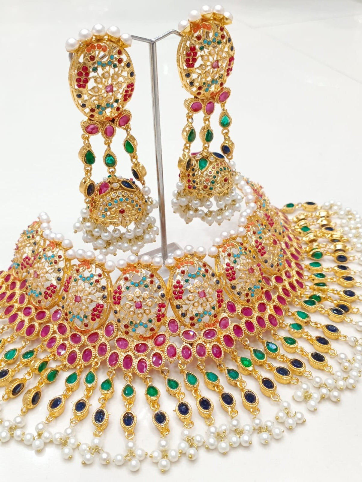 Alquiler Set de Joyería Nupcial Pakistaní Shaddi Multicolor