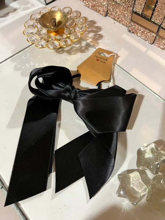 Lazo de satín con liga negro 05503