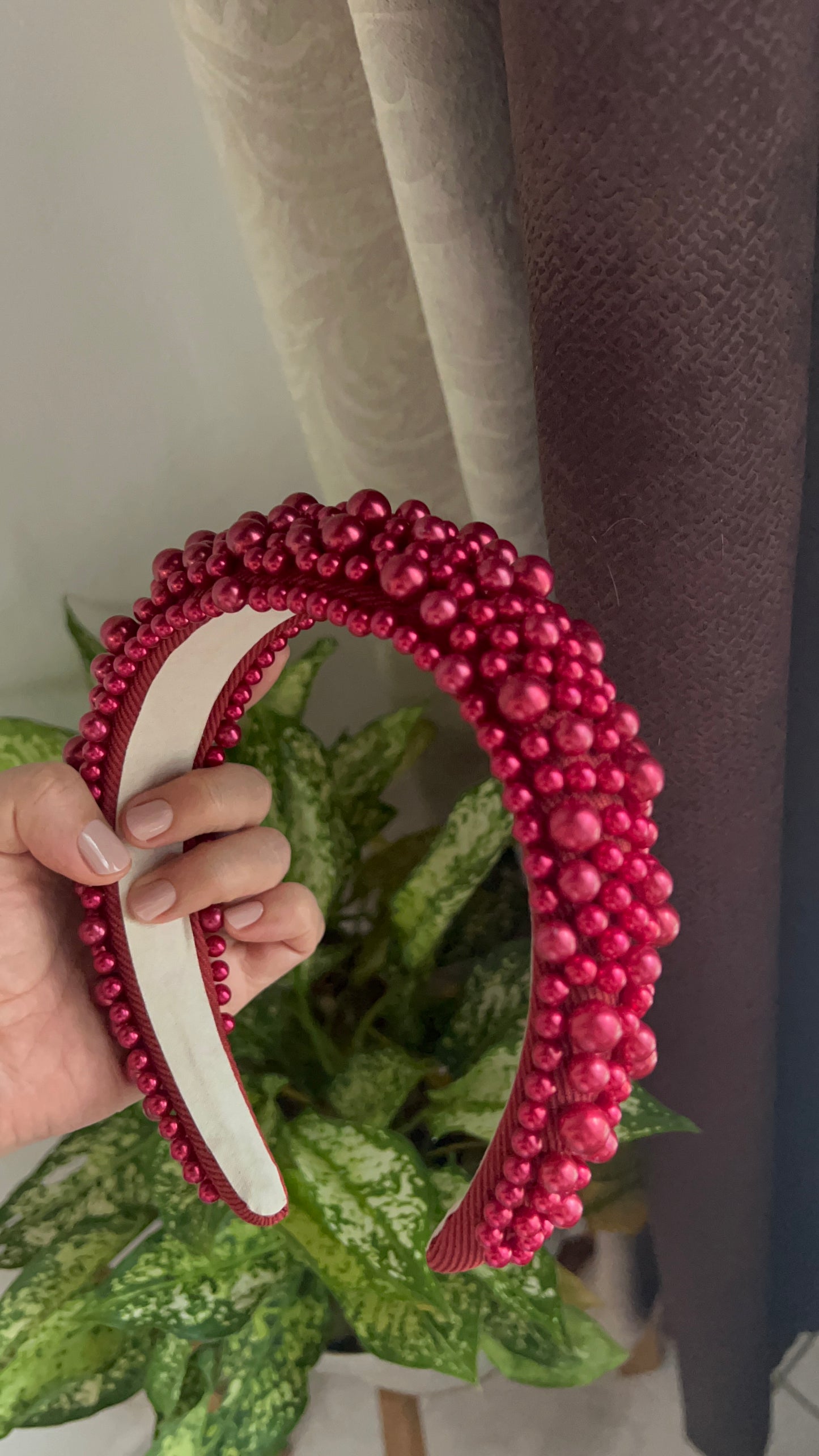 Diademas estilo barroco con perlas 04003