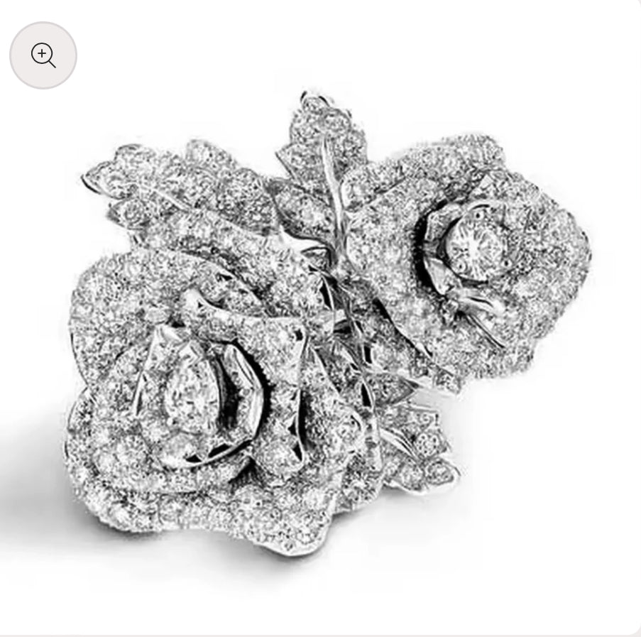 Anillo estilo rosas