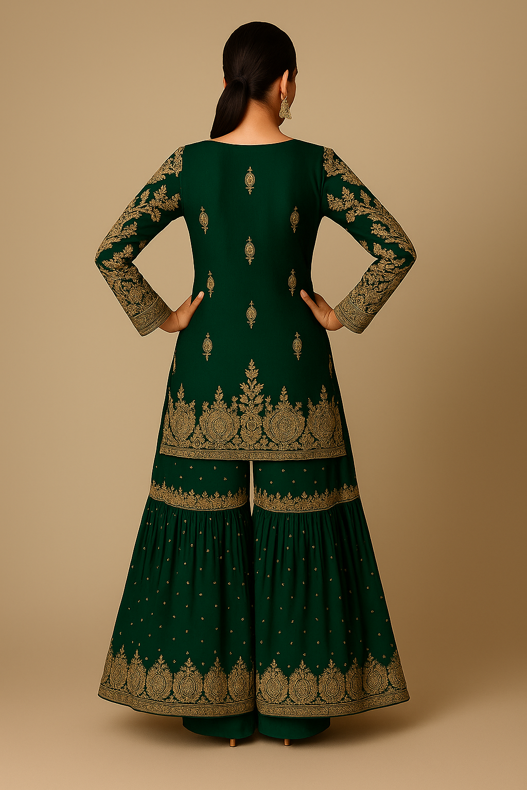 Alquiler Sharara Verde Esmeralda con Bordado Dorado