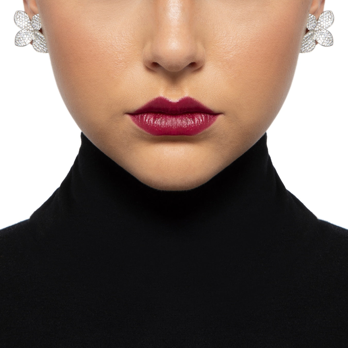 SSB- A480- Aretes estilo Leaves Plateados con Zirconia