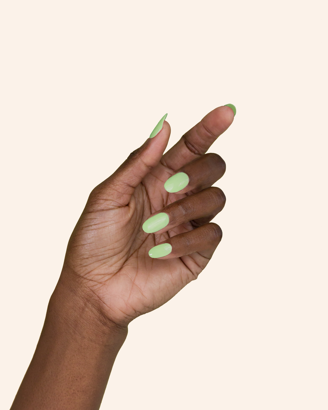 ESMALTES VEGANOS Y LIBRE DE CRUELDAD COLORES VARIADOS