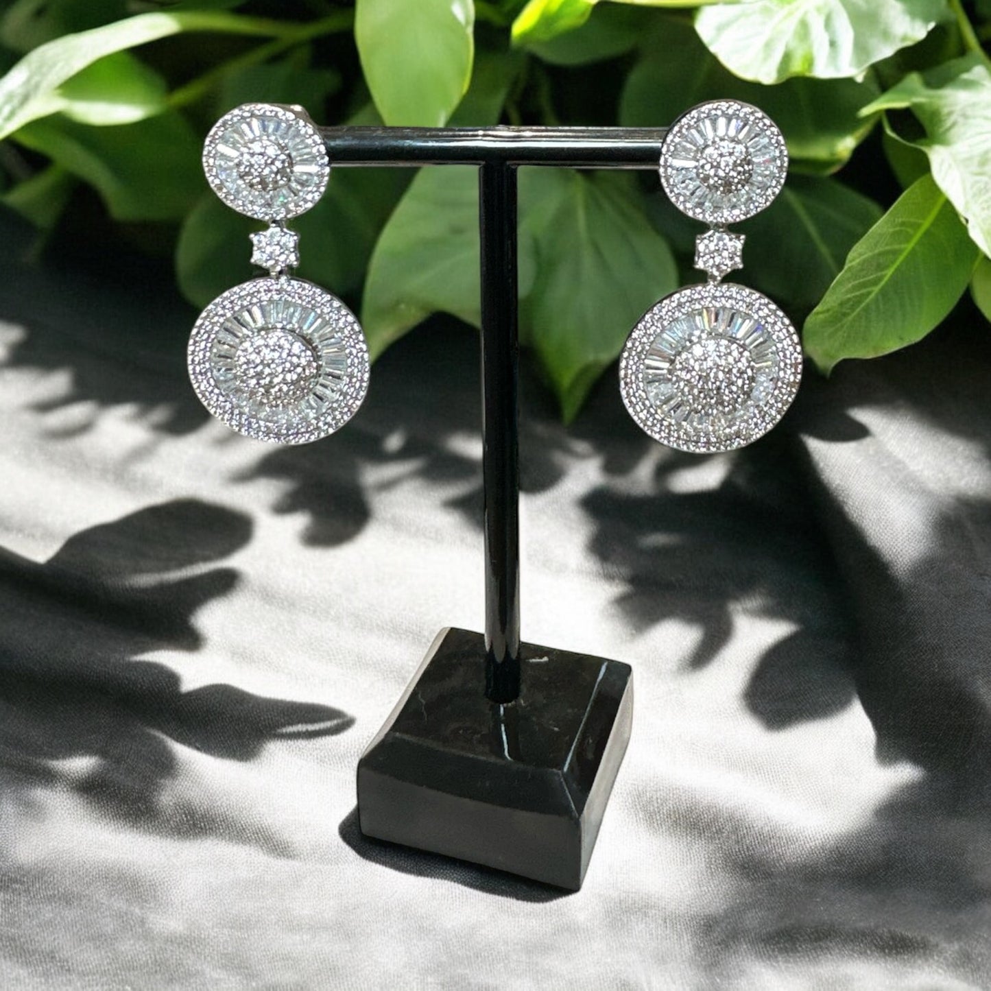 Aretes con Vaguette y Zirconia Plateados