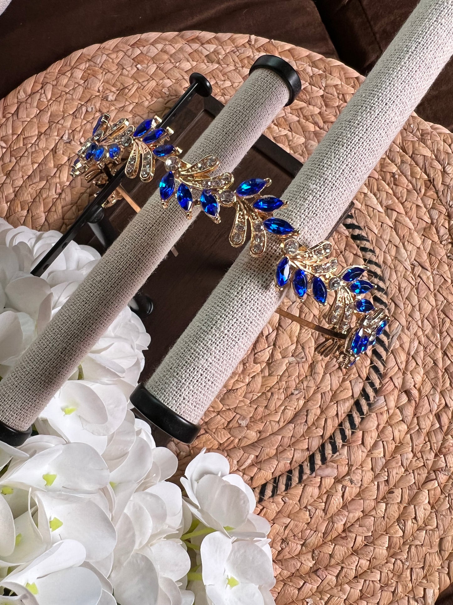 Diadema delicada dorado con azul 01505