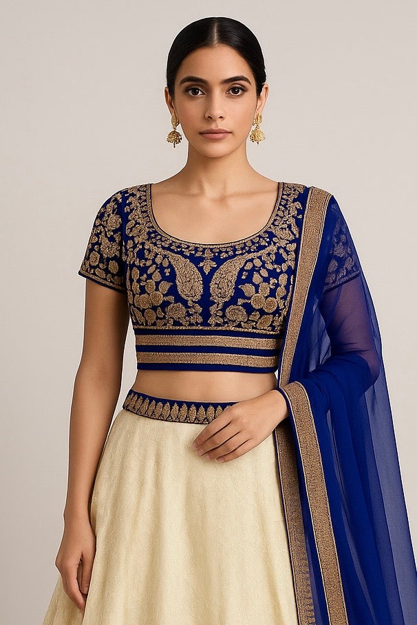 Alquiler Lehenga Azul Royal y Marfil con Bordado Dorado
