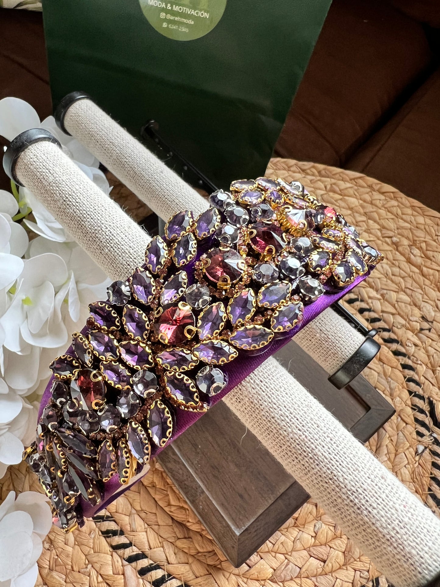 Diadema ancha vintage con piedras 03818