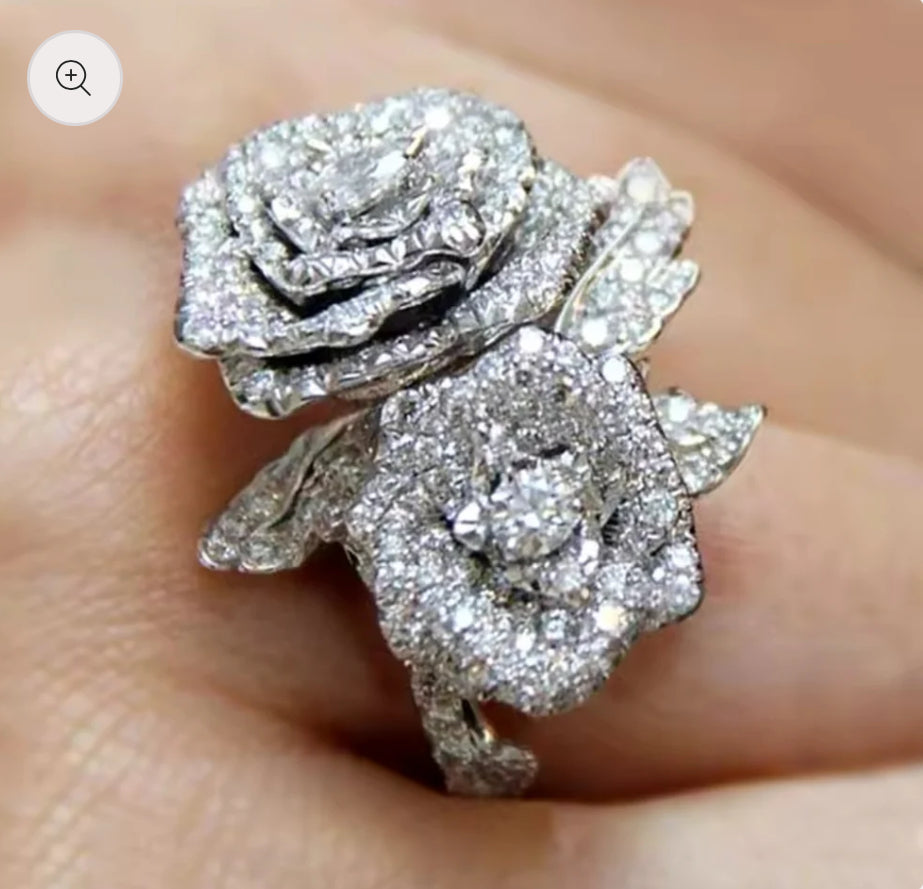 Anillo estilo rosas
