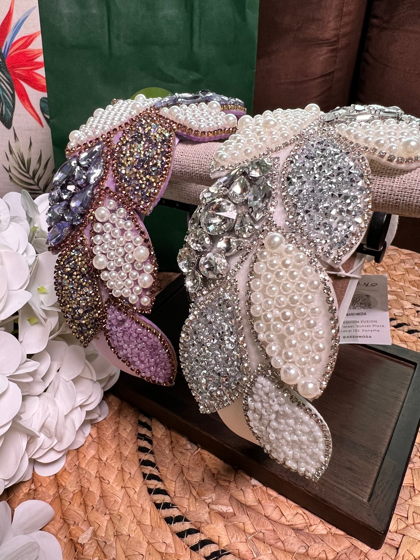 Diadema estilo barroco con diseño de hojas 04001