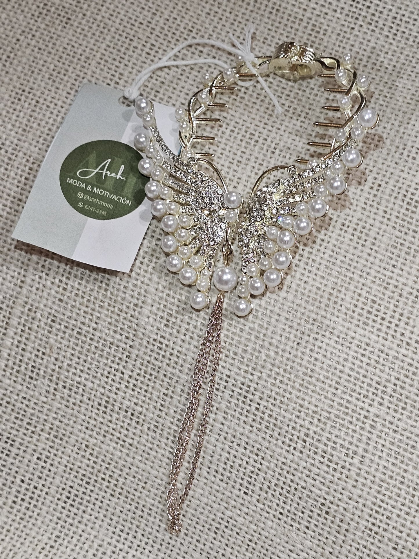 Gancho en Mariposa con perlas