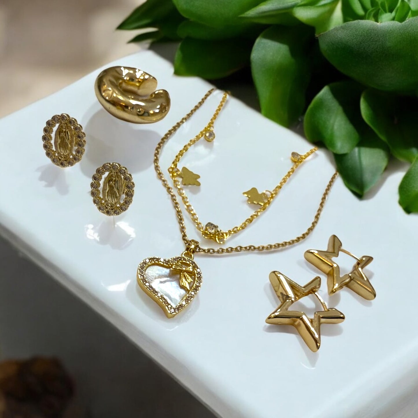 Kit Promo 3 aretes +1 collar accesorios variados