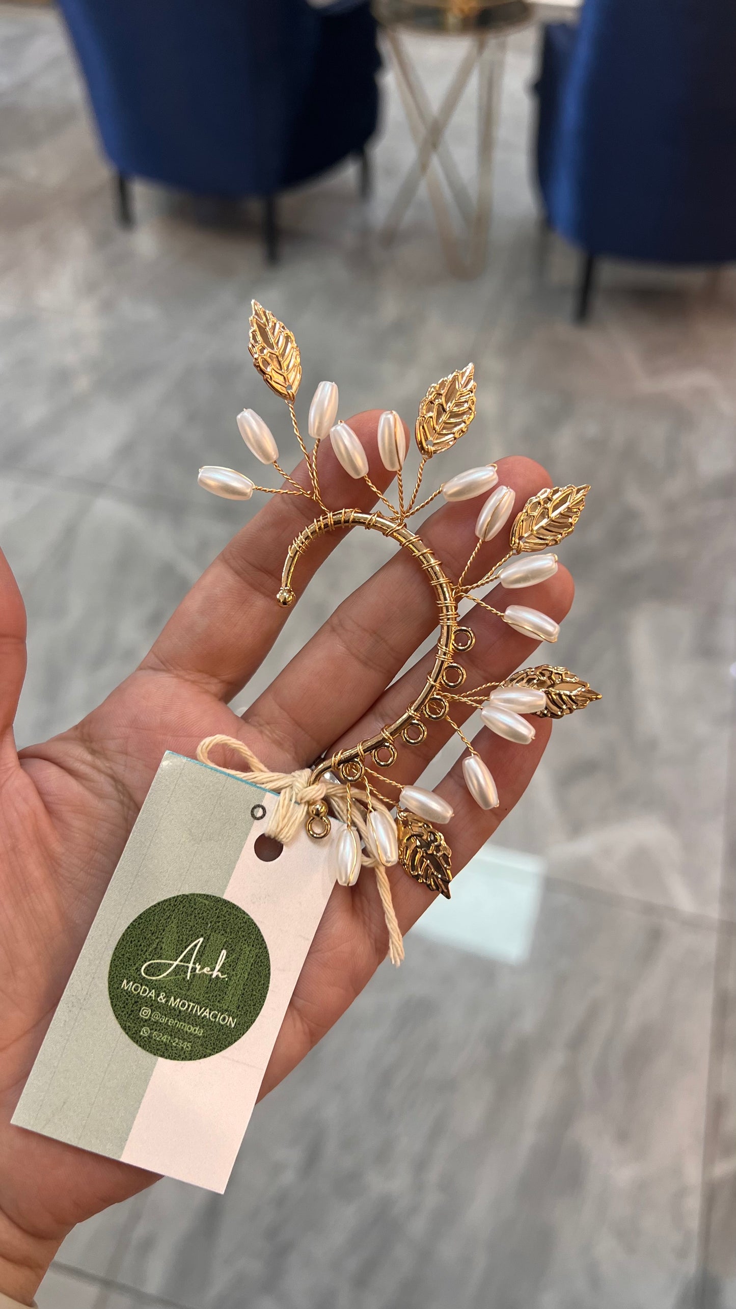 Earcuf hojas y Perlas