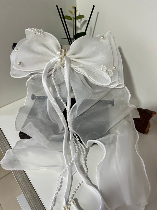 Lazo Blanco largo con perlas 01503