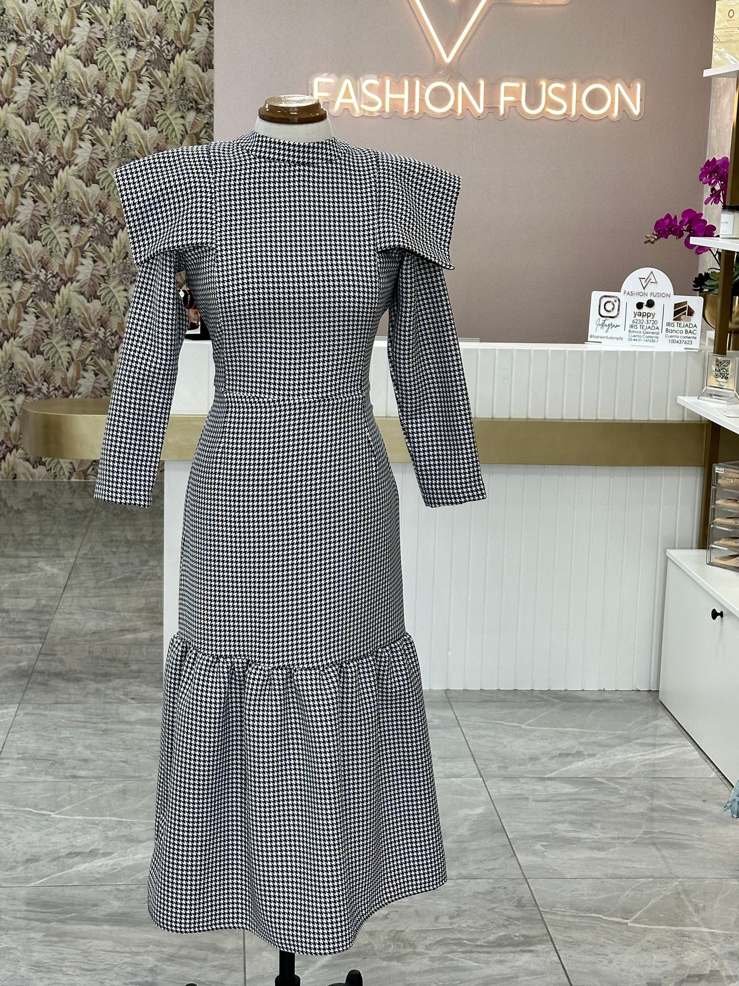 SQUARE DRESS