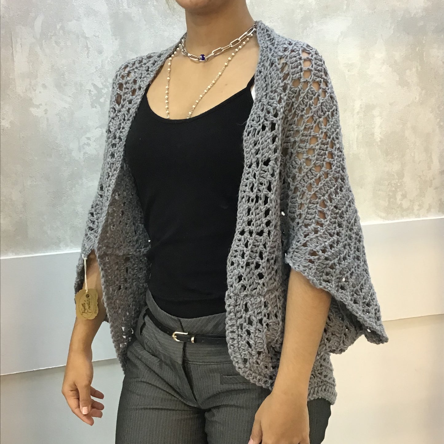 Bolero o Chal gris