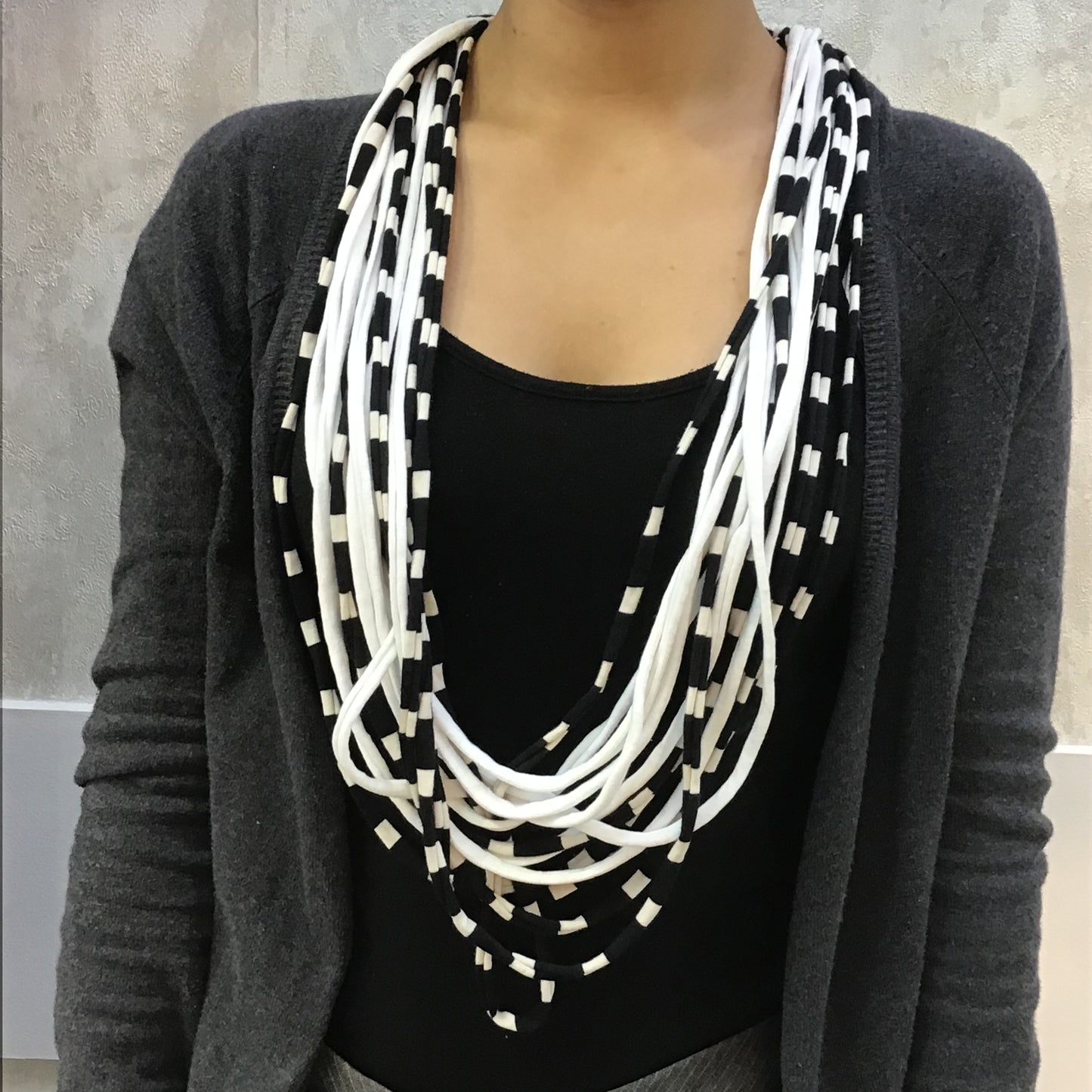 Collares de trapillo