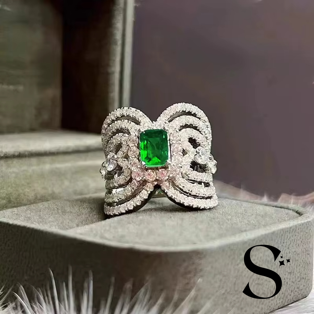Anillo Silver con Cristal Verde esmeralda