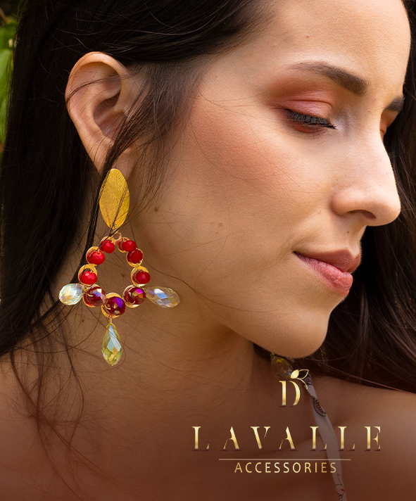 Aretes en cristales rojo