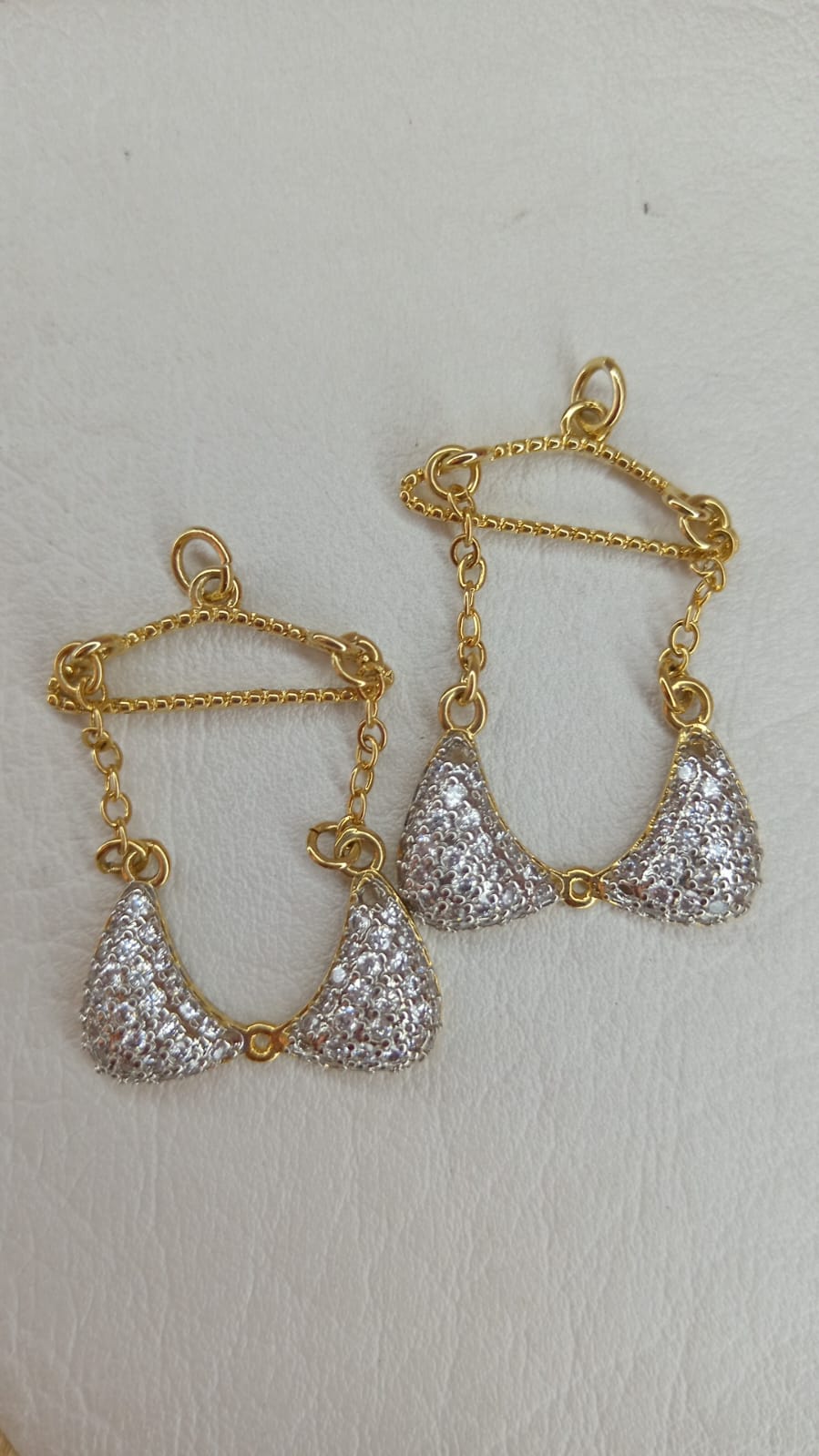 DIJE BRASIER COLGANDO CON CIRCONES