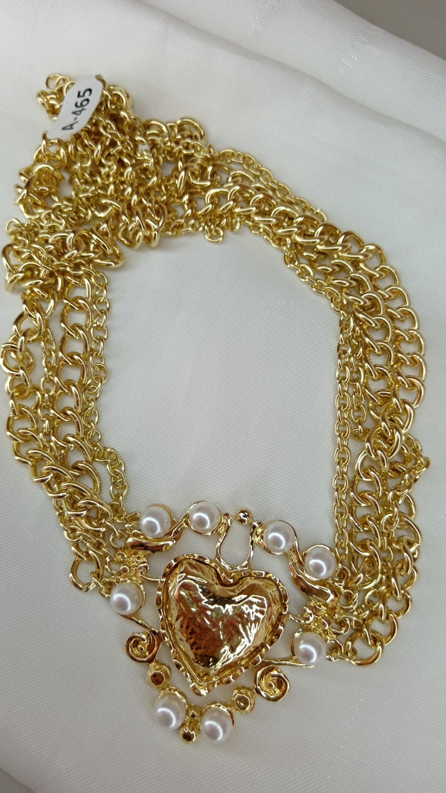 COLLAR 4 VUELTAS CENTRO CORAZON PERLA