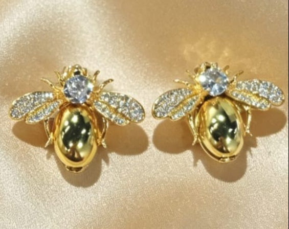 Aretes de abejita dorada
