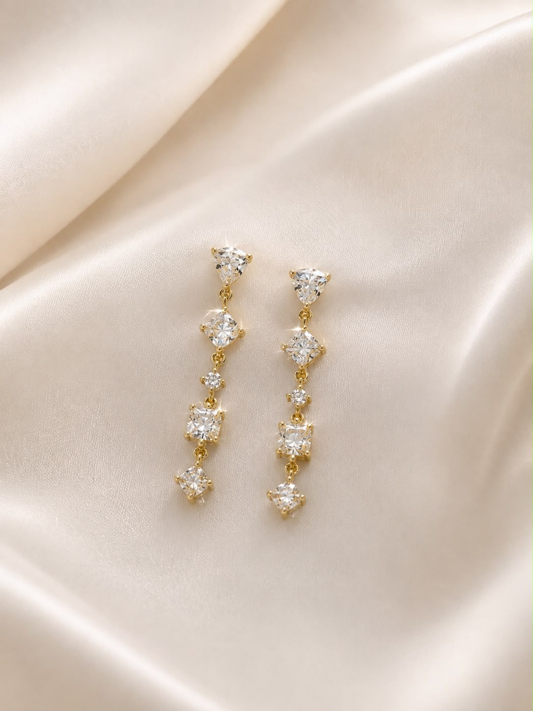 ARETES COLGANTES