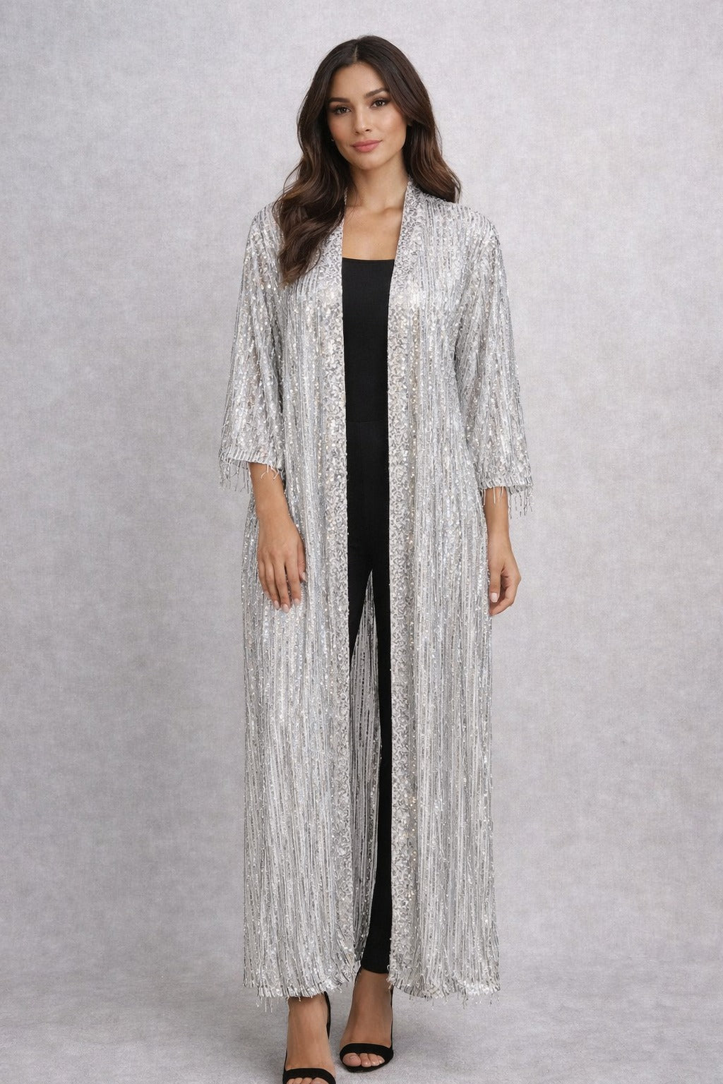 Kimono de lentejuelas plateadas largo