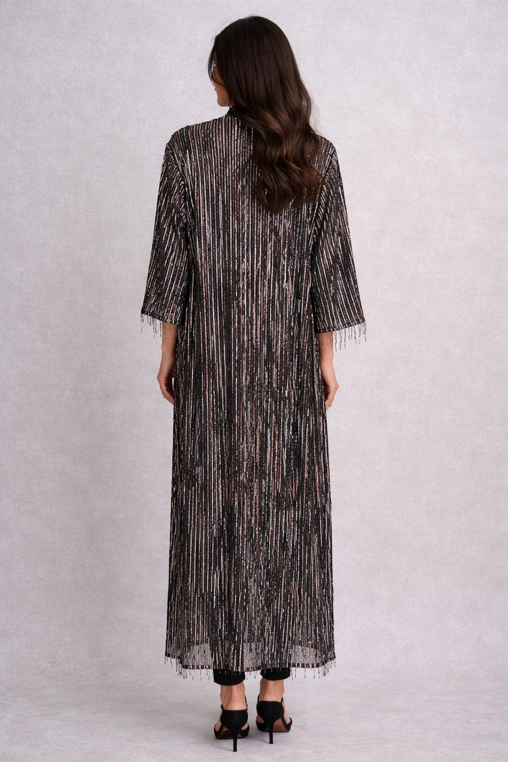Kimono de lentejuelas negras largo