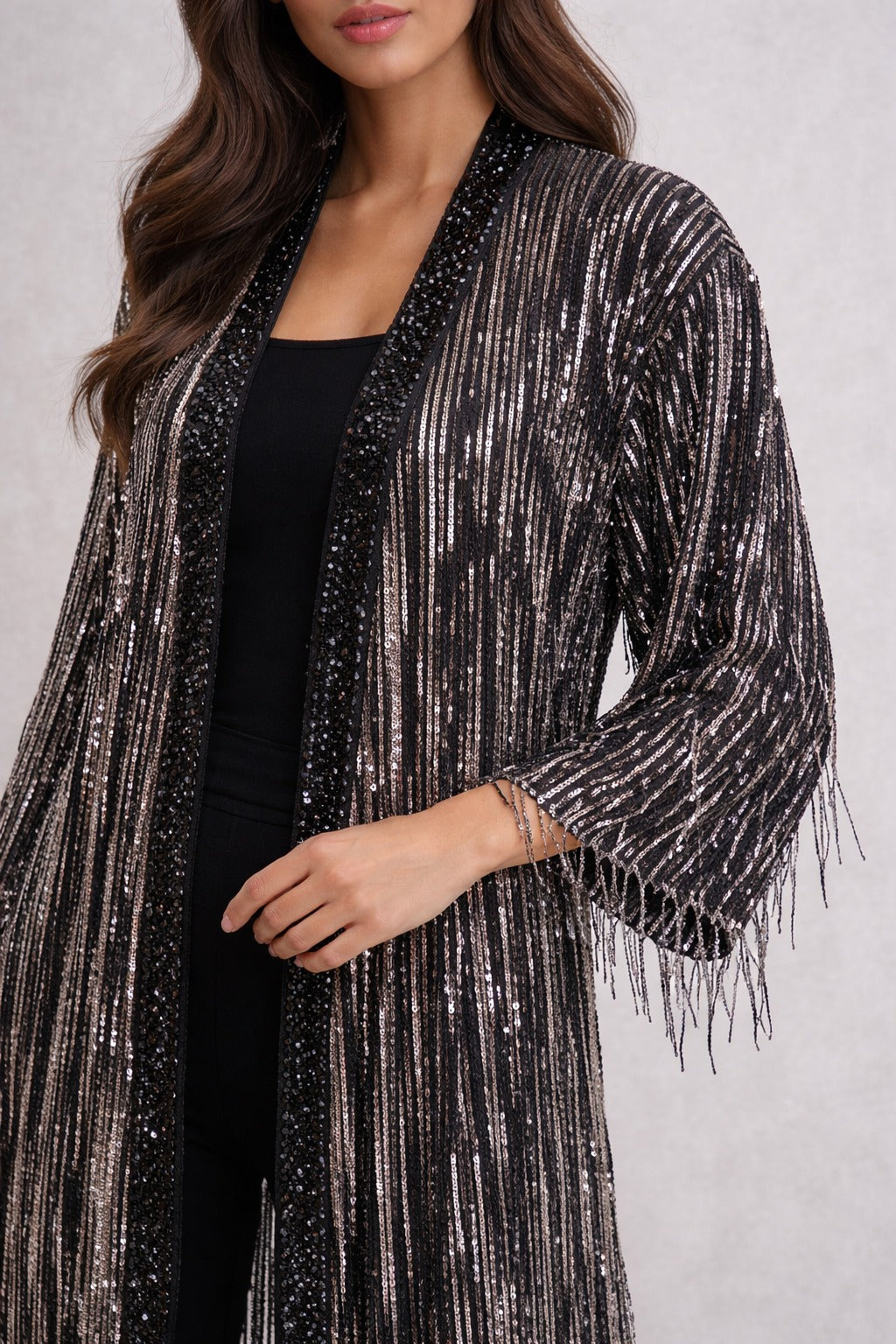 Kimono de lentejuelas negras largo