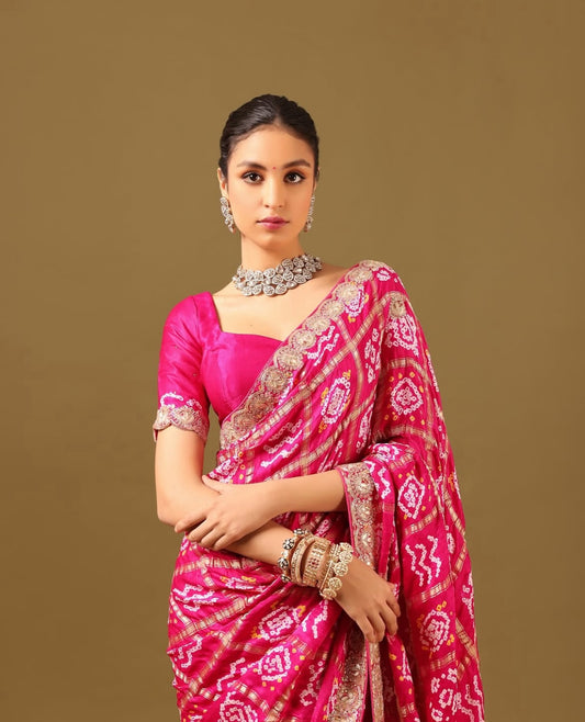 Alquiler de Saree Fucsia estampado