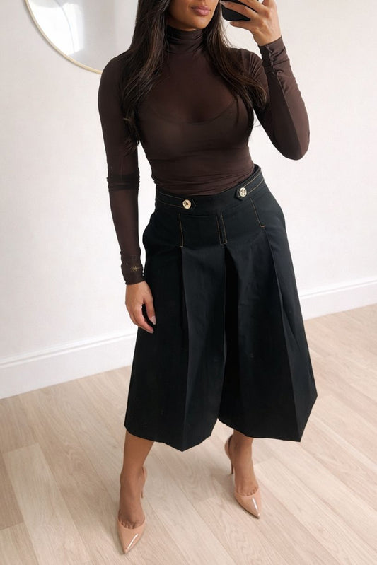 Pantalón negro media pierna