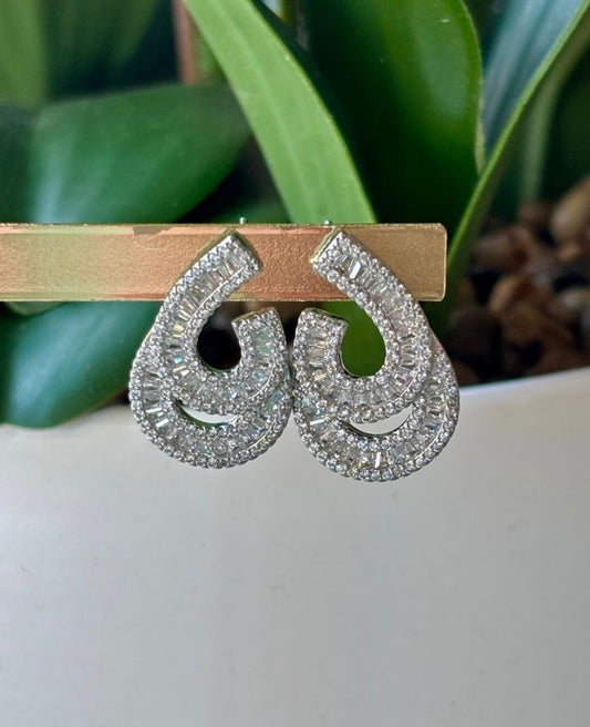 Aretes en forma de U AR-001