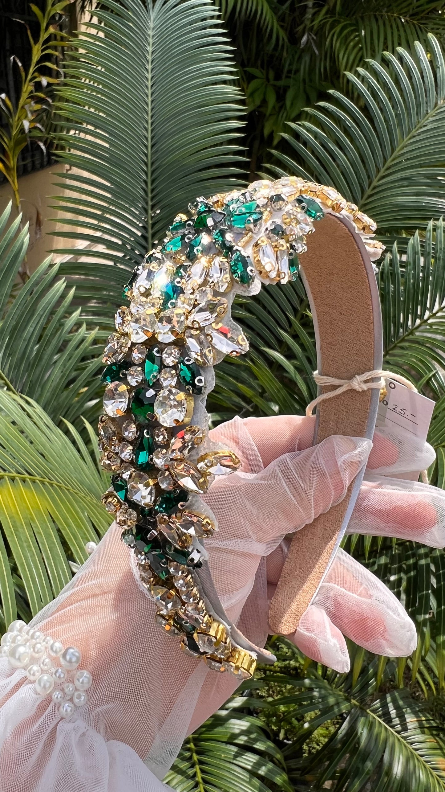Diadema brillante verde con plateado y apliques dorado 02506