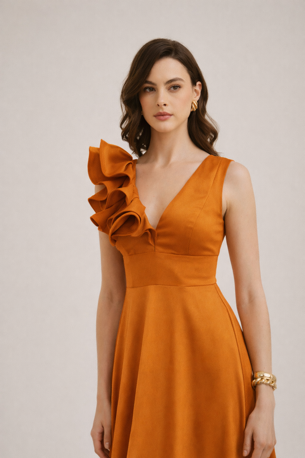 Vestido Terracota unicolor con vuelo en la manga