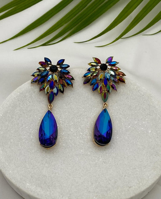 Aretes azules con tonos tornasol