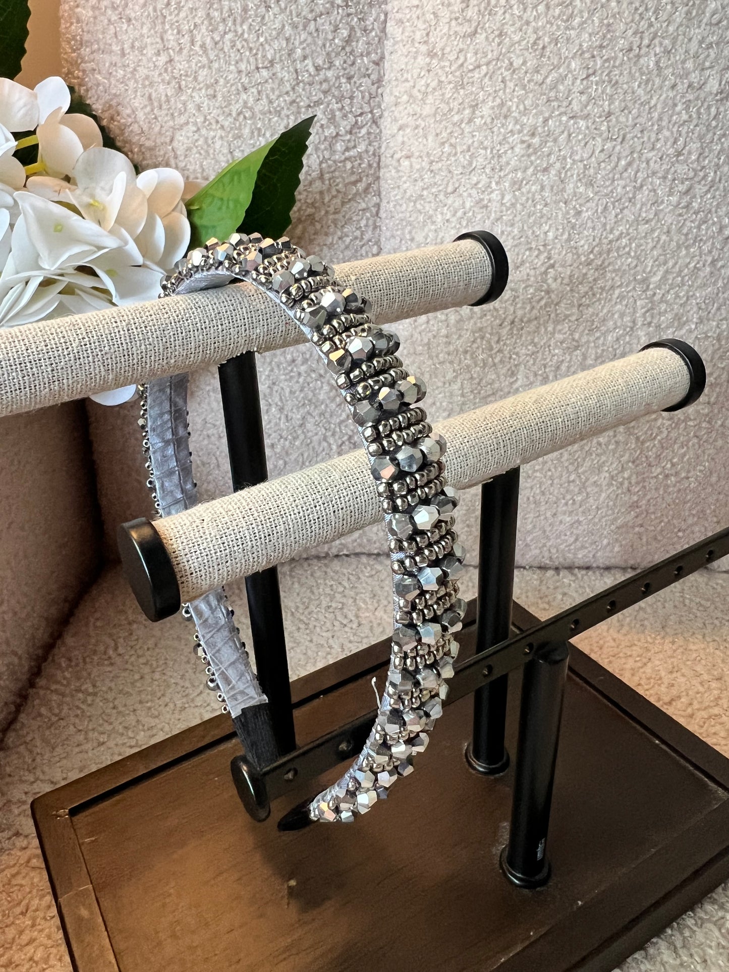 Diadema delgada gris claro 01512