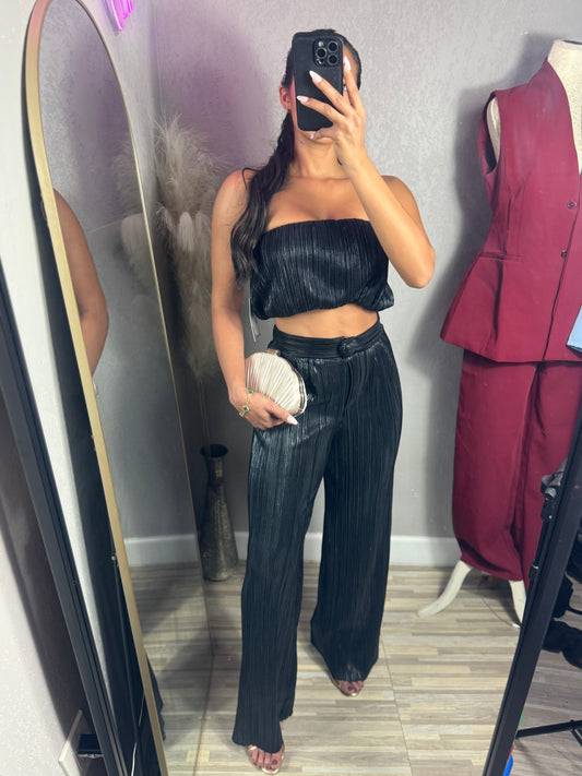 Set negro love poem plizado