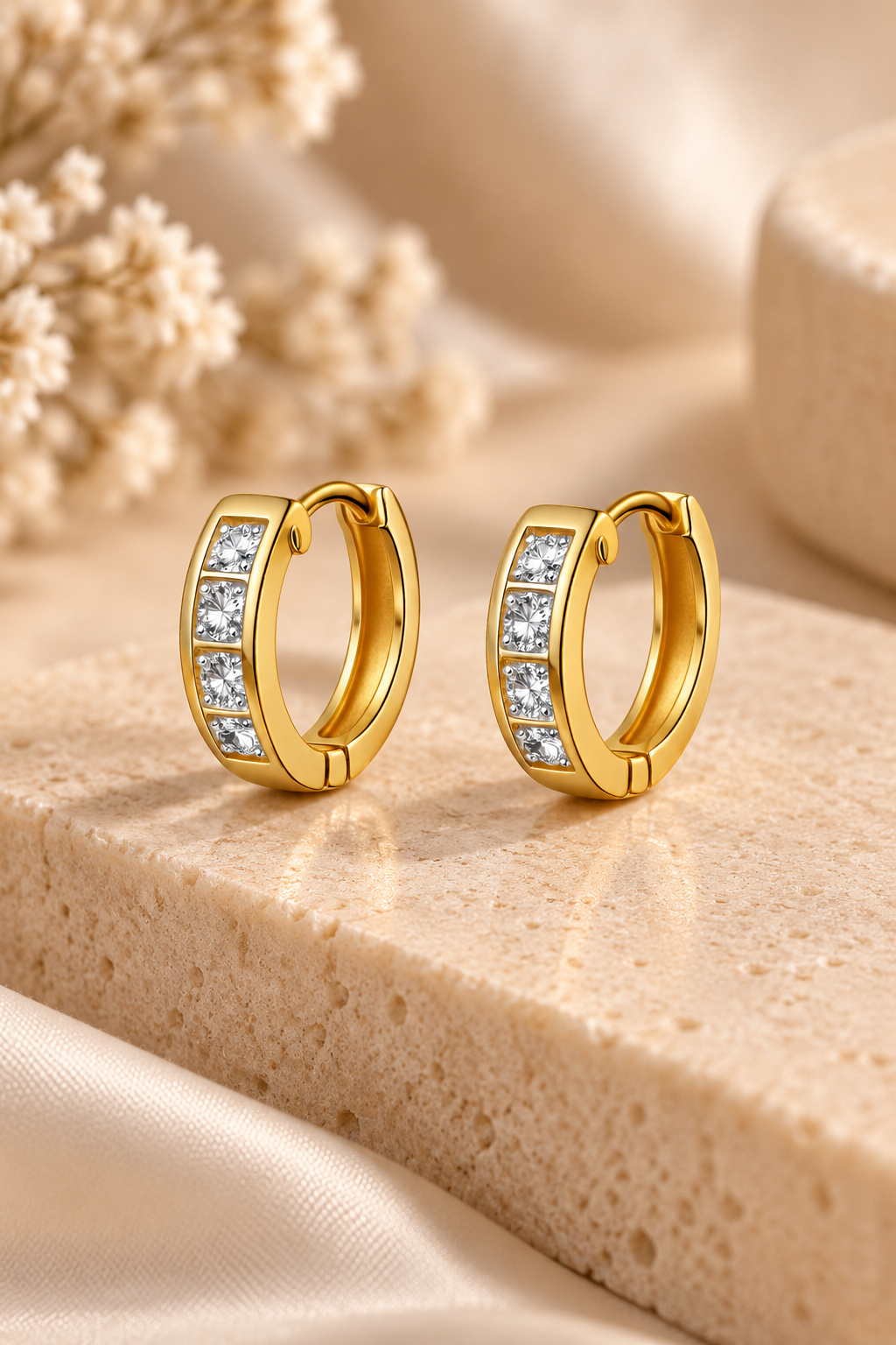 Huggie Oro 10K argolla con cristal 9mm par - Piercing