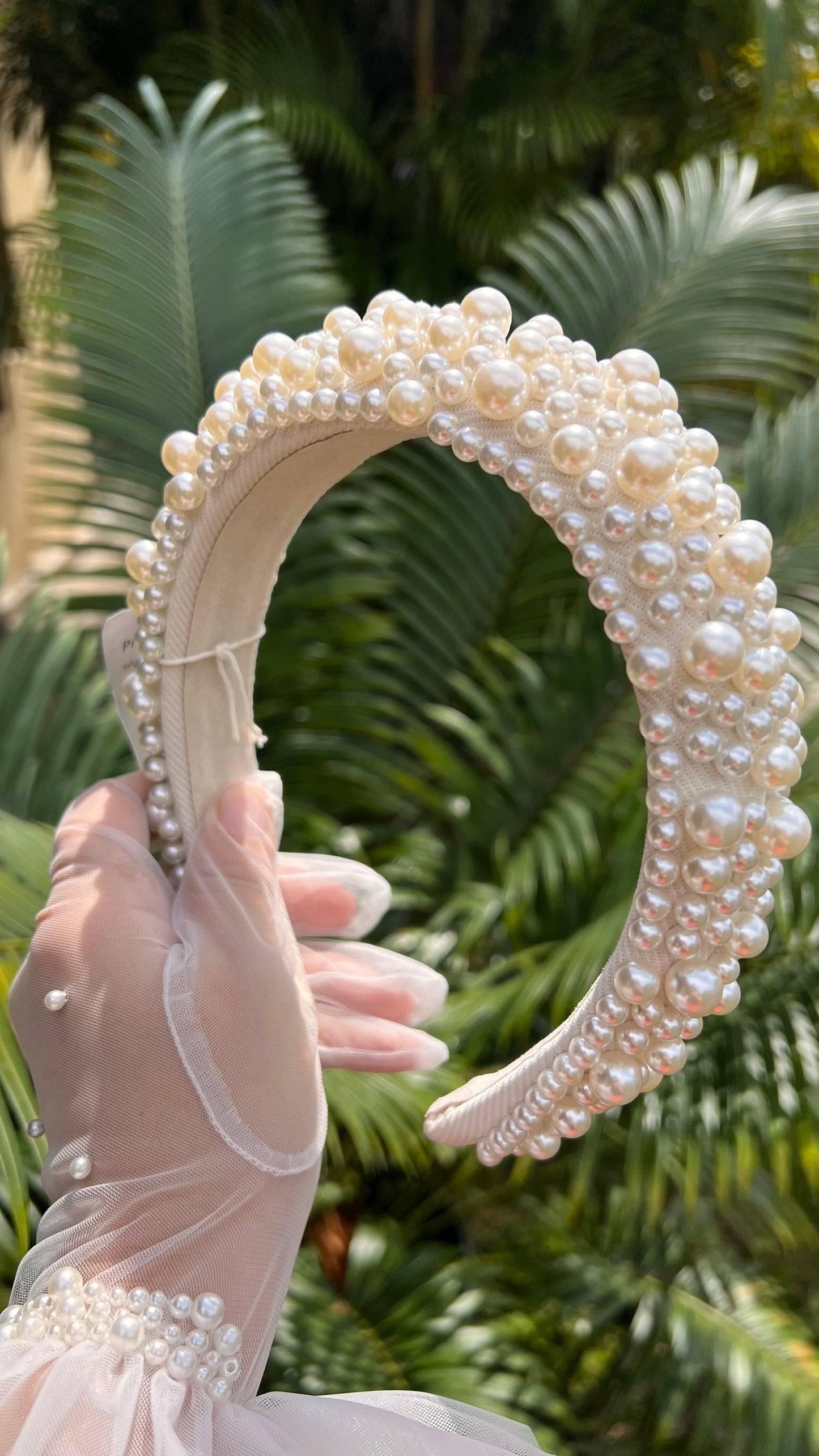 Diadema elegante con perlas 04006