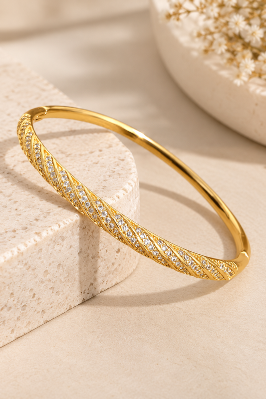 Pulsera Rígida Espiral Dorada