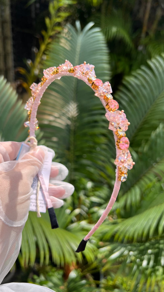 Diadema delicada de cristales rosada 02222