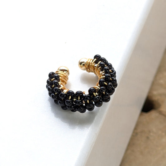 EARCUFF BAÑO DE ORO PIEDRAS NEGRAS MJ92