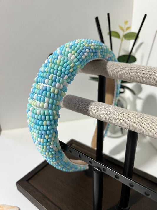 Diadema con cuentas de colores 02716