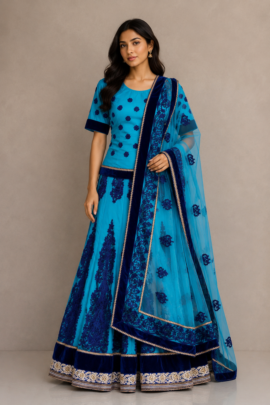 Alquiler Lehenga Celeste y azul royal