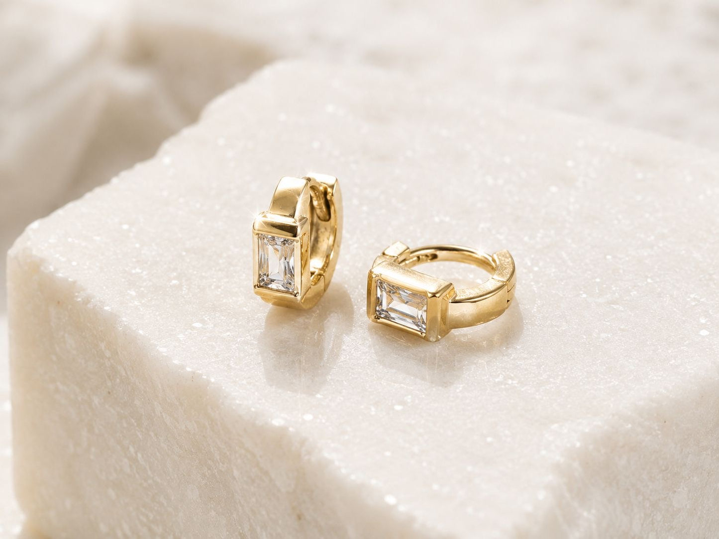 CRISTAL MINI HOOPS - AR-037