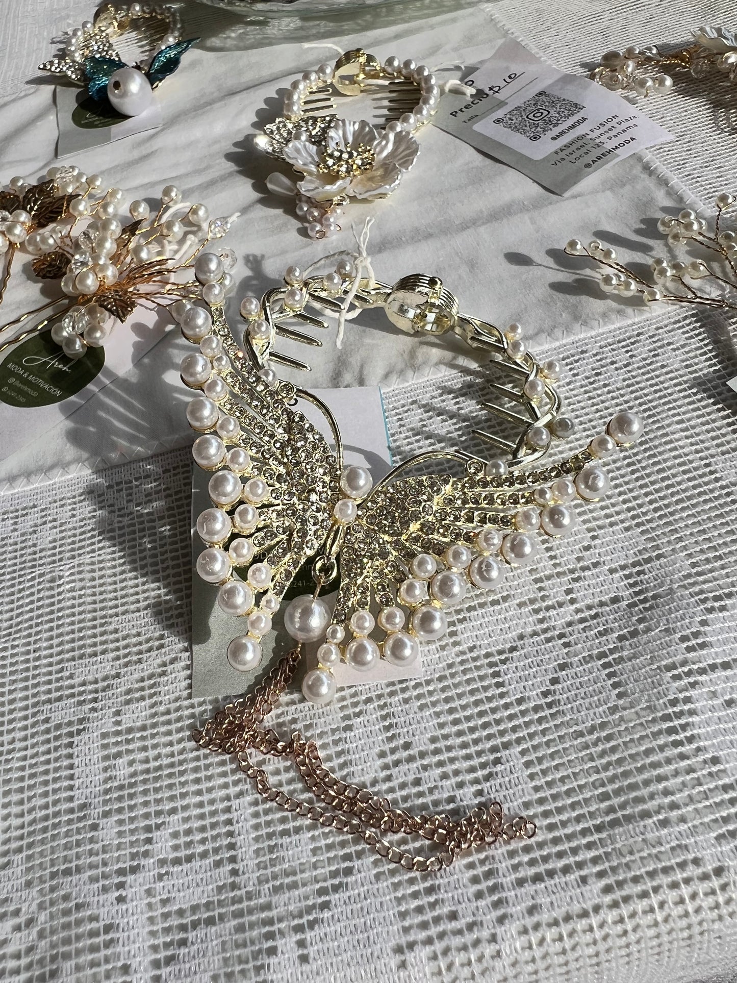 Gancho en Mariposa con perlas