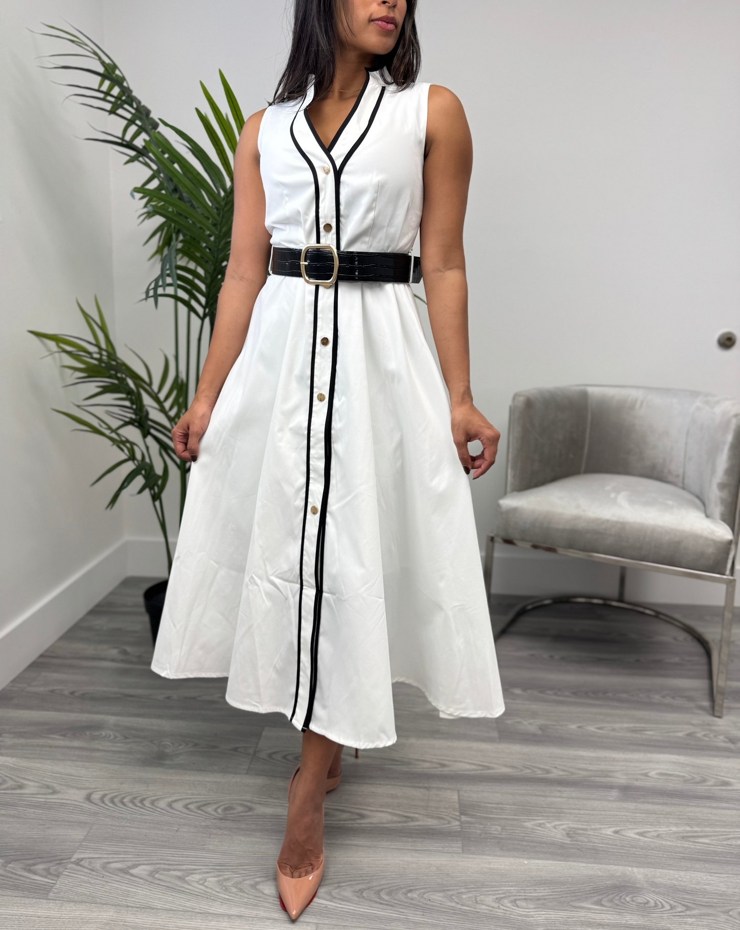 Vestido midi blanco con negro