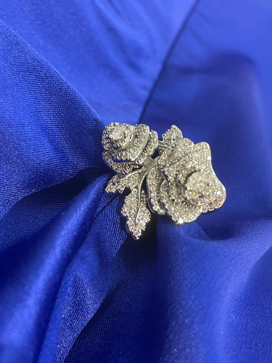 Anillo estilo rosas